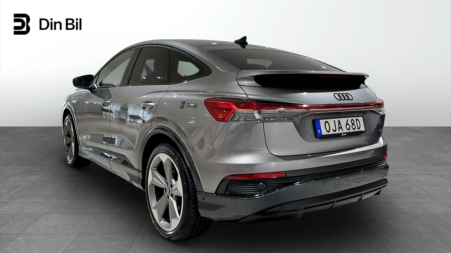 Bild som visar Audi Q4 Sportback e-tron Q4 Sportback 55 e-tron quattro S line 250,00 kW - för mer information kontakta din Audi Partner