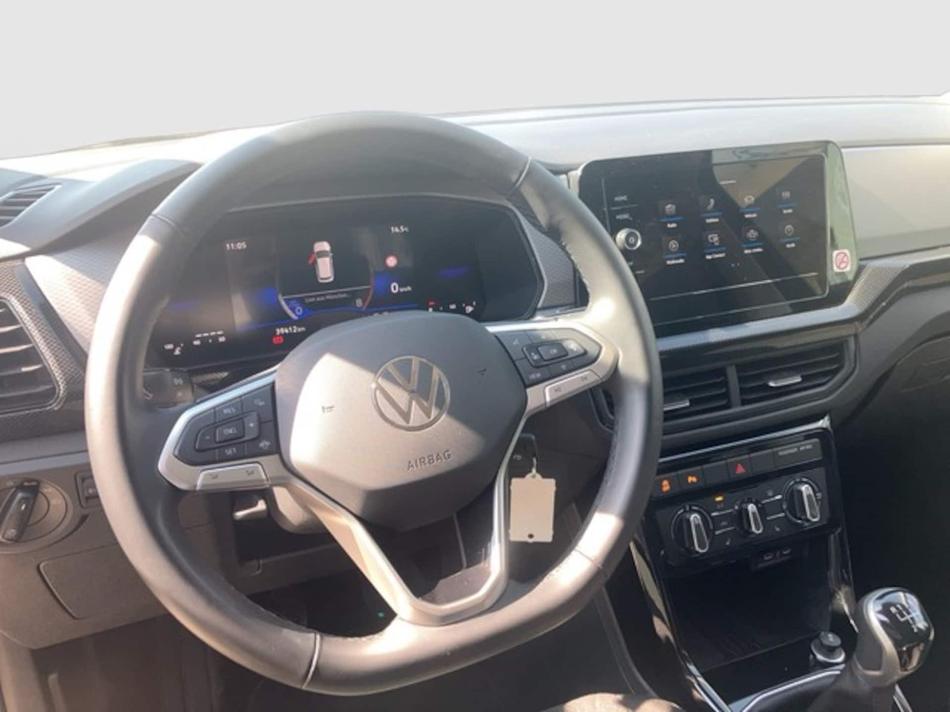 Volkswagen T-Cross Life