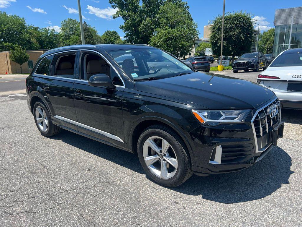 2024 Audi Q7 45 Premium quattro Tiptronic's photo
