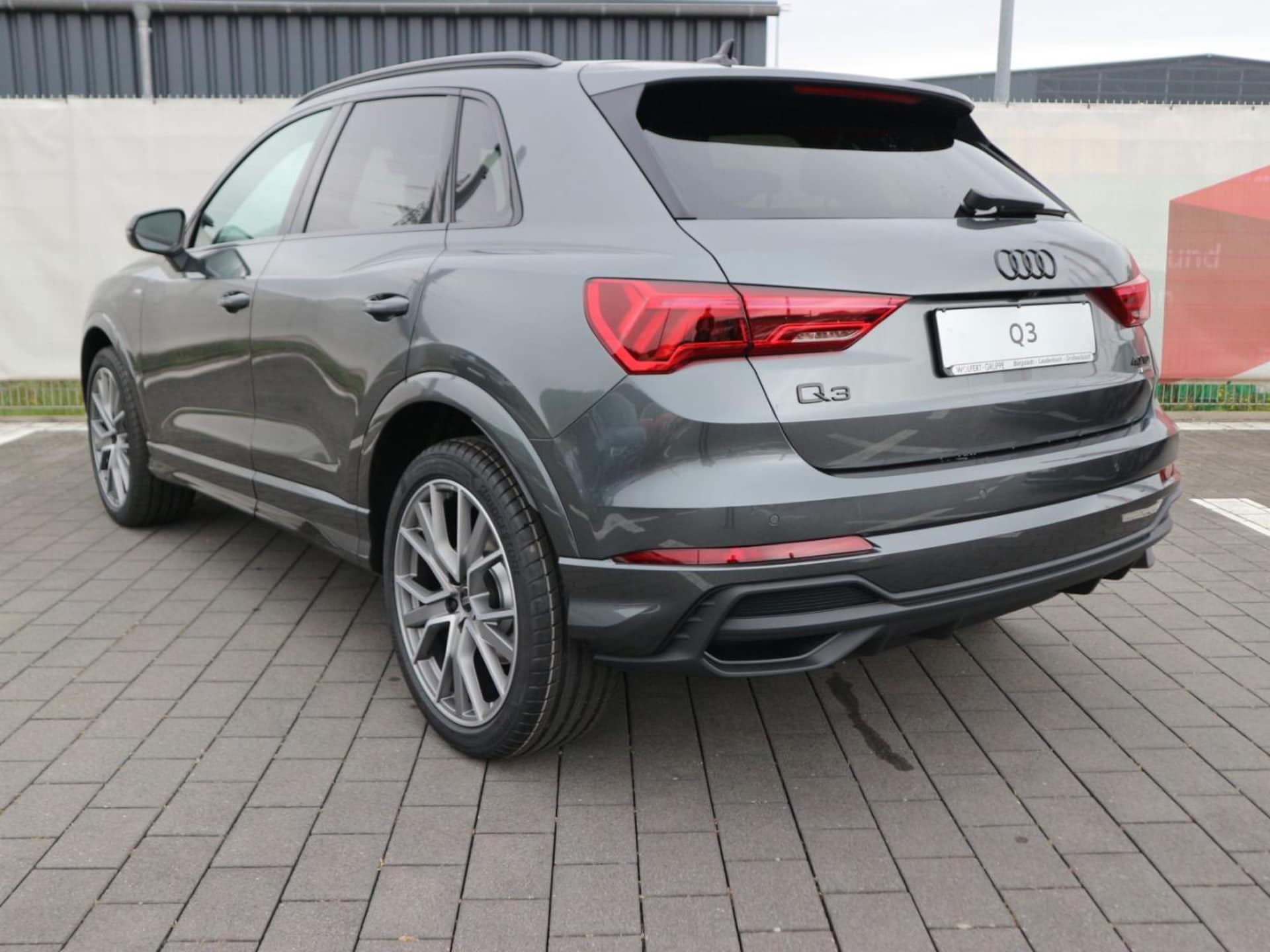 Audi Q3 SUV S line