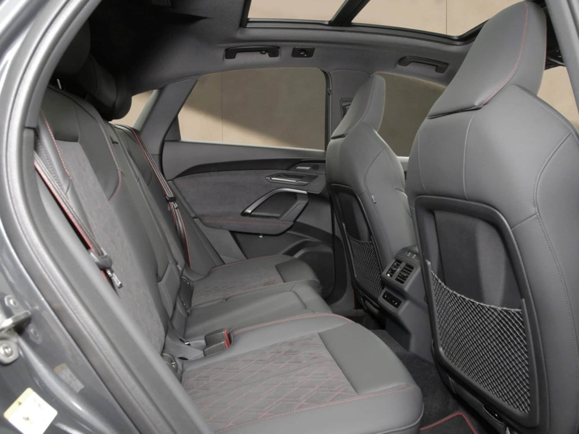 Audi SQ5 Sportback edition one