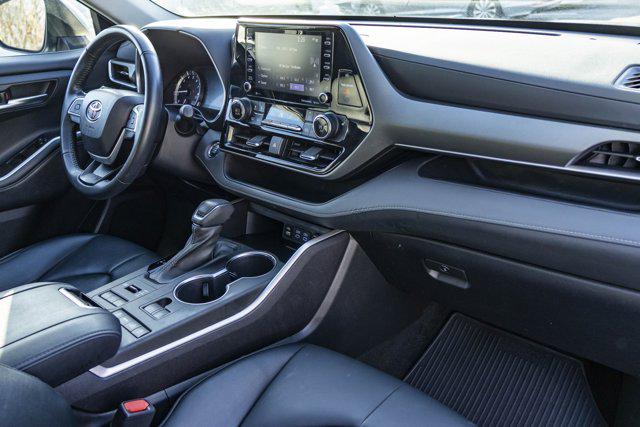 2022 TOYOTA HIGHLANDER - Image 29
