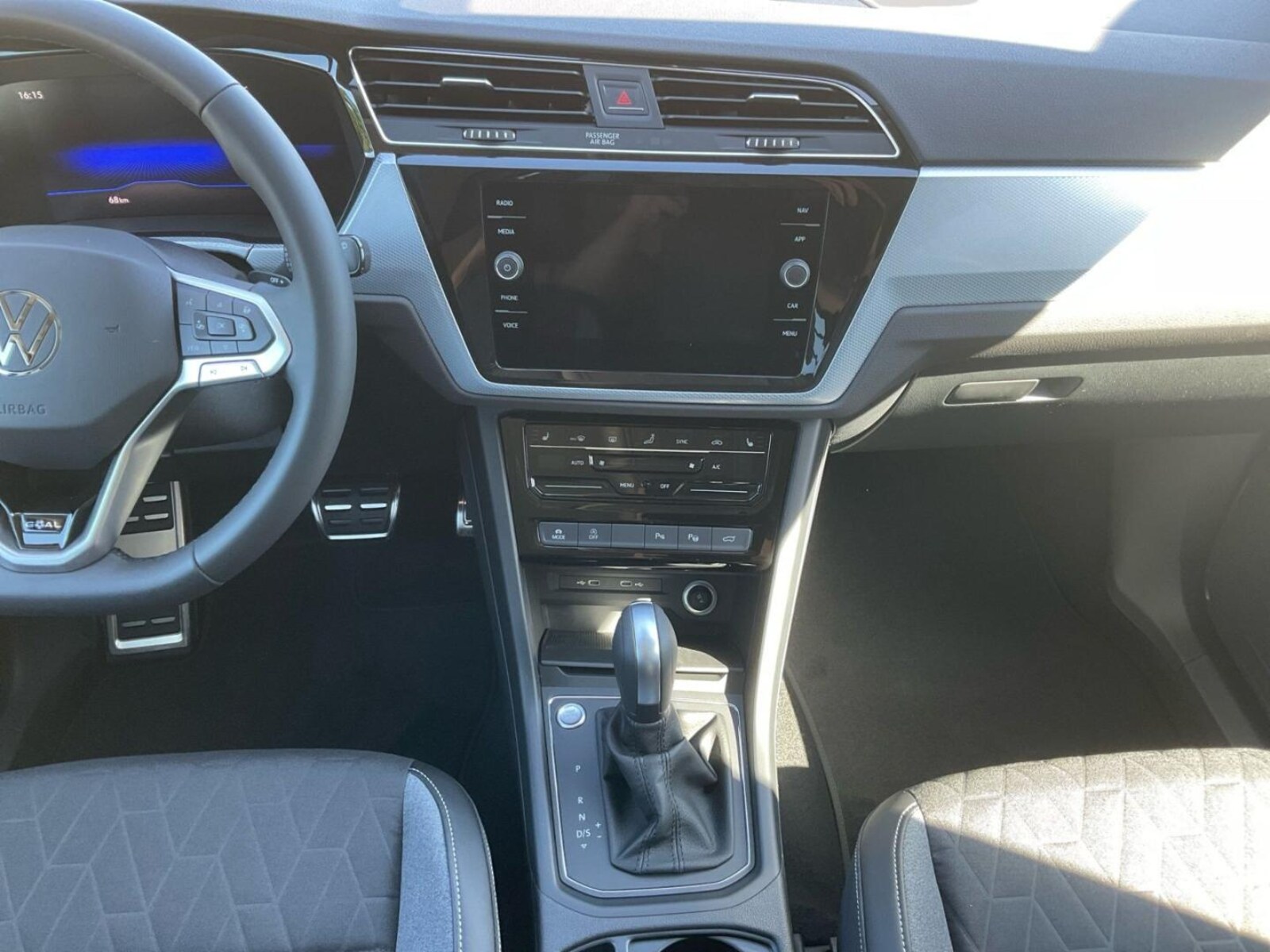 Volkswagen Touran – Bild 11