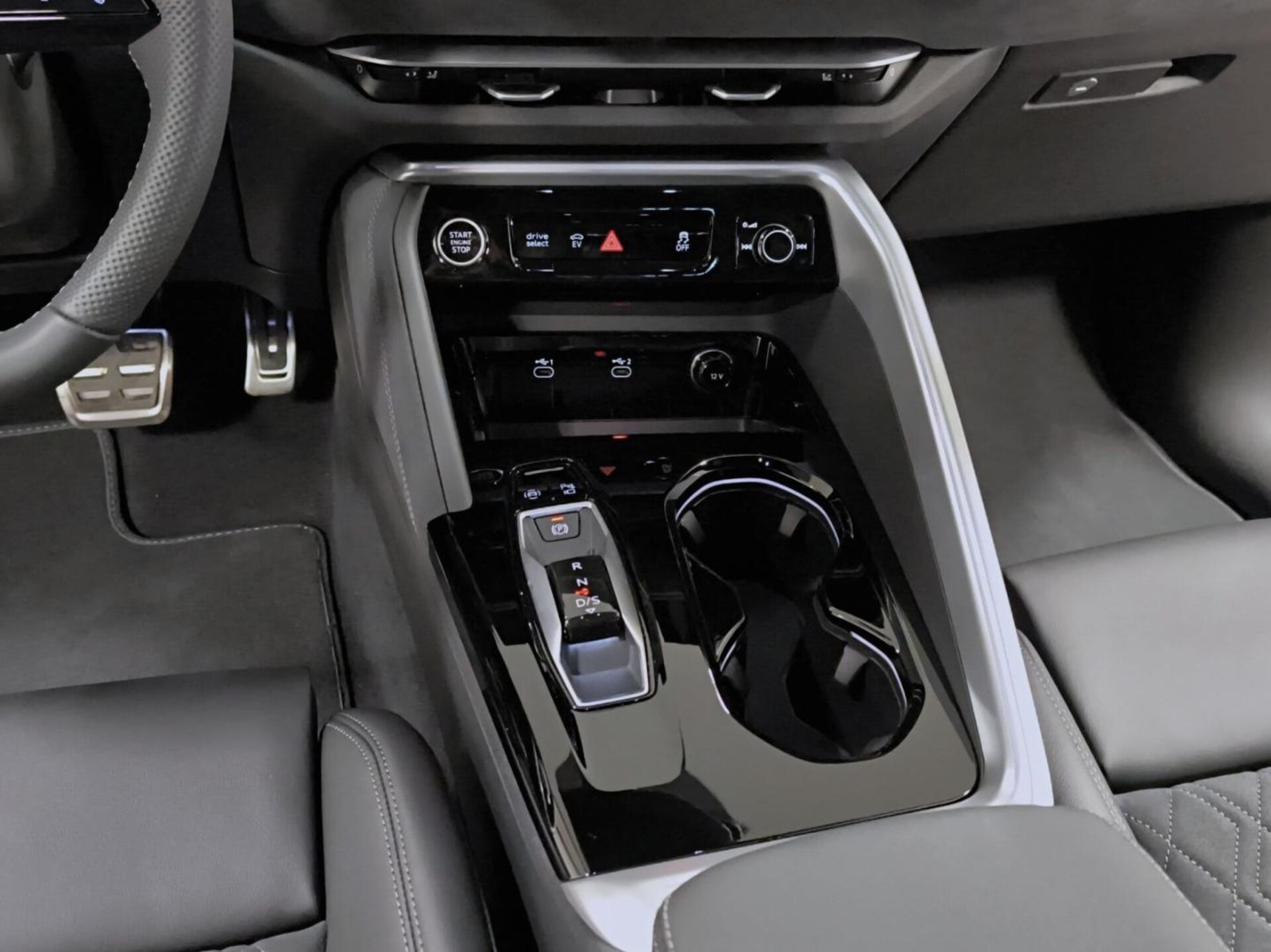 Audi Q5 SUV e-hybrid