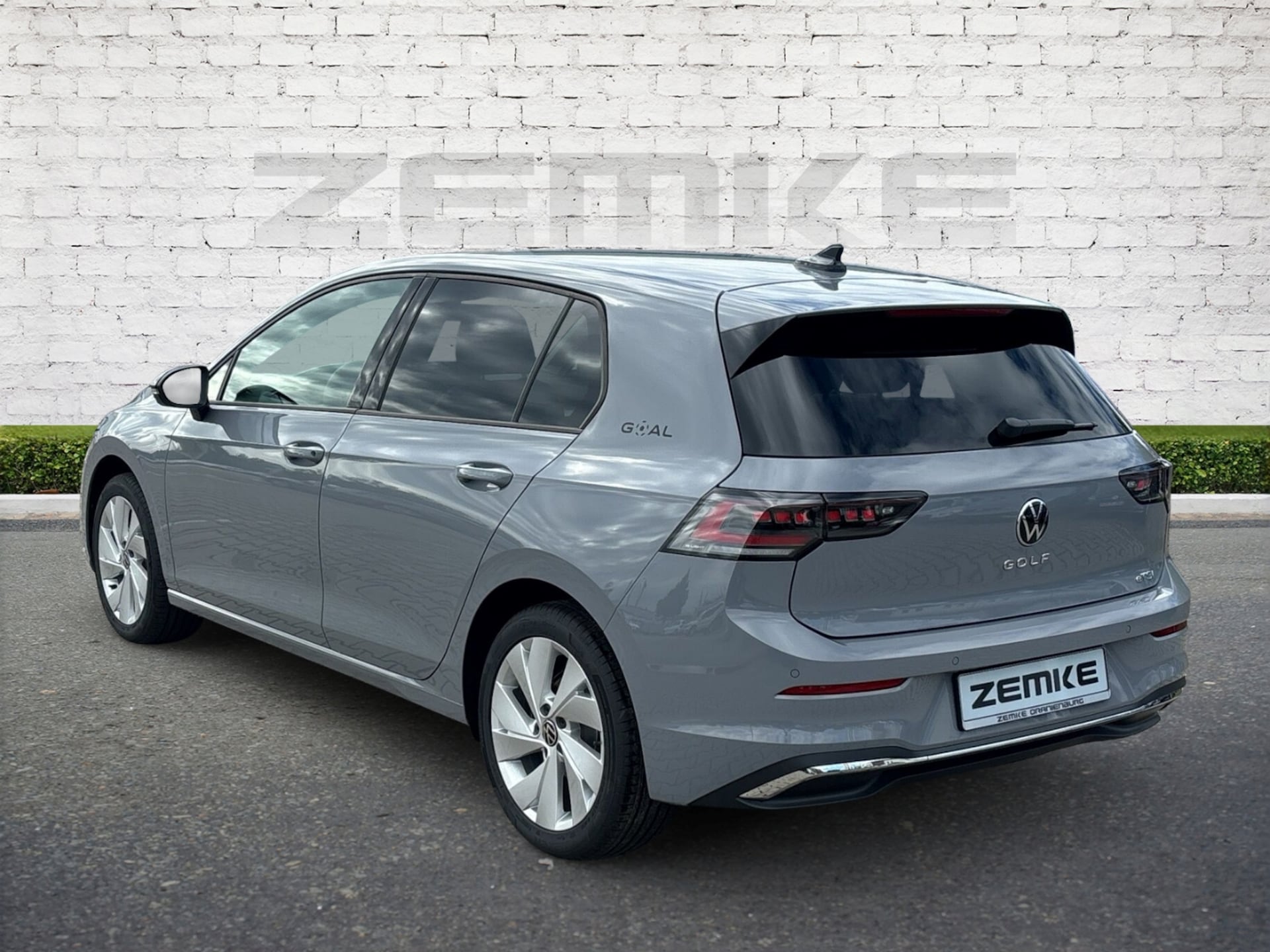 Volkswagen Golf Life