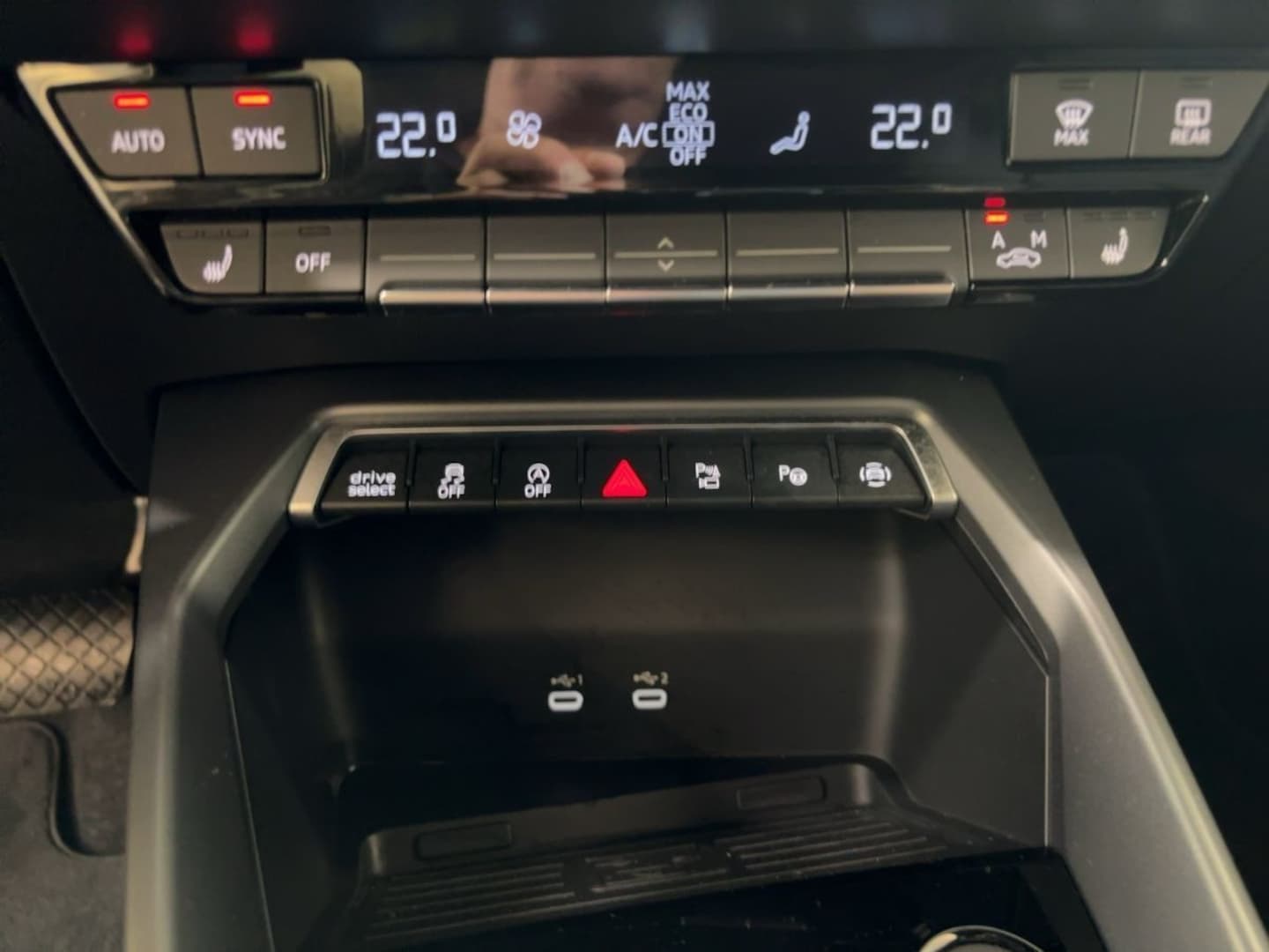 Bild über Audi A3 Sportback 35 TDI S tronic - für weitere Informationen kontaktieren Sie den Audi Partner
