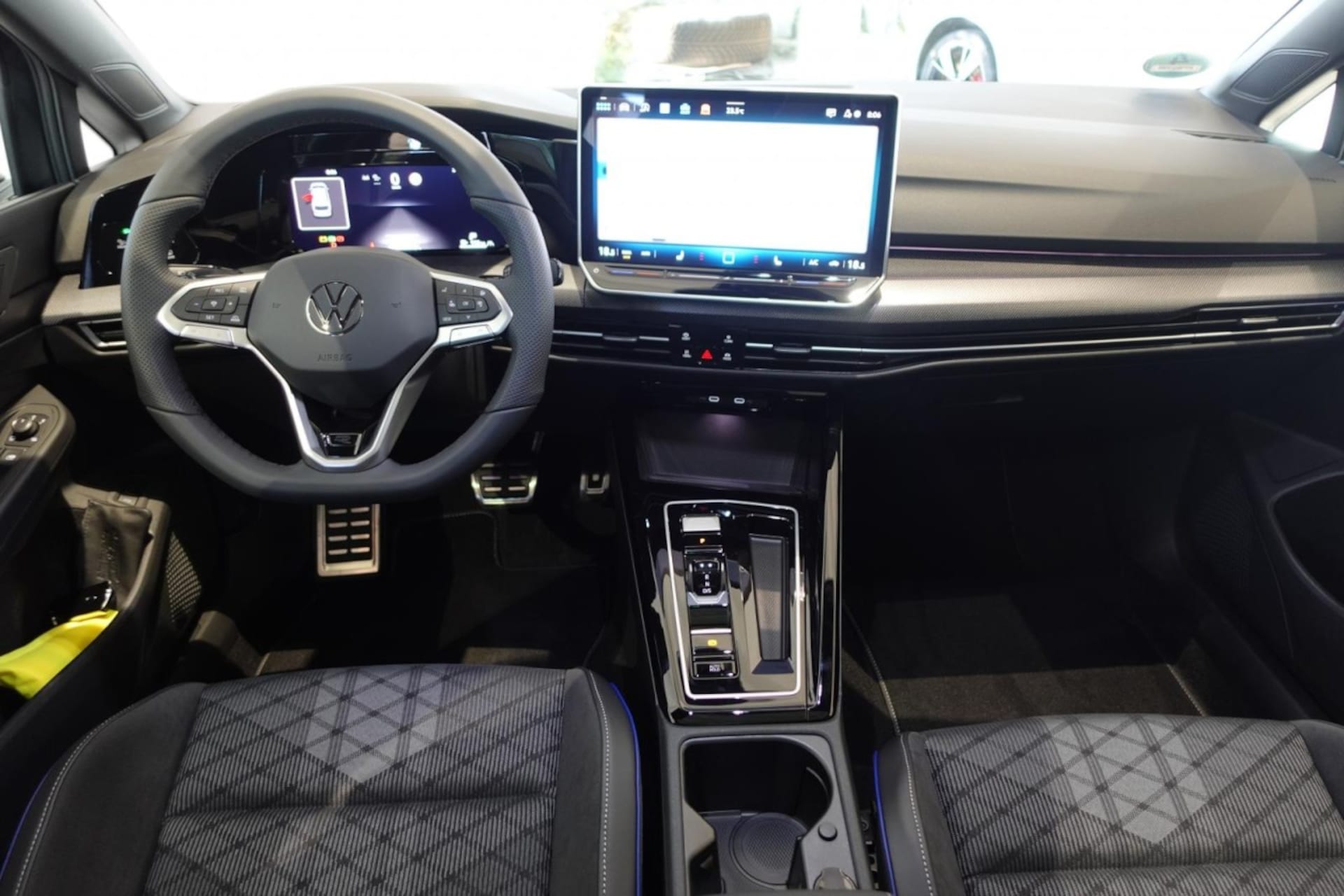 Volkswagen Golf Variant R-Line