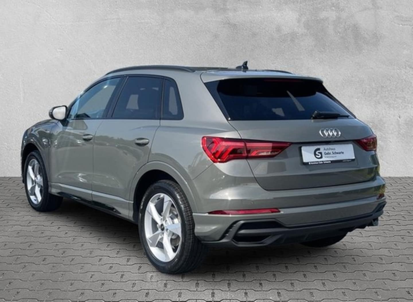 Bild über Audi Q3 TFSI 110 kW S tronic - für weitere Informationen kontaktieren Sie den Audi Partner