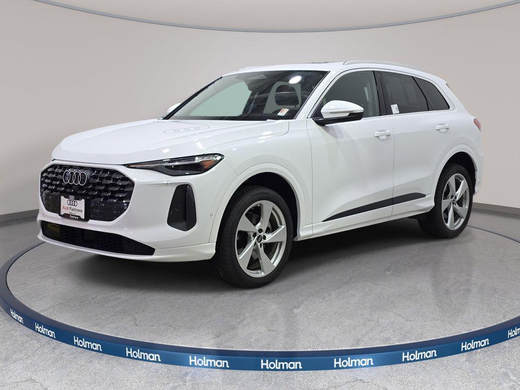 2025 Audi Q5 Premium Plus quattro's photo