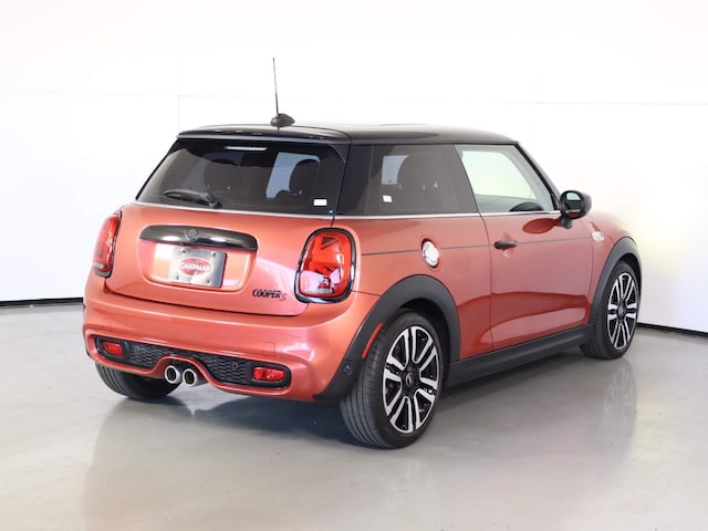 2021 MINI