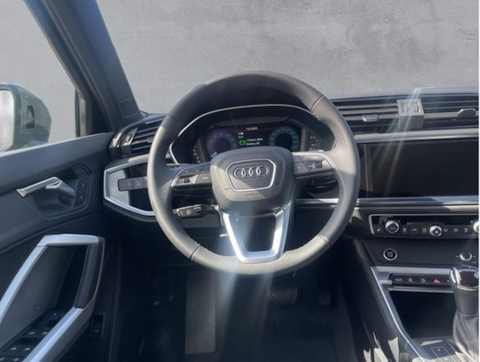 Audi Q3 SUV S line