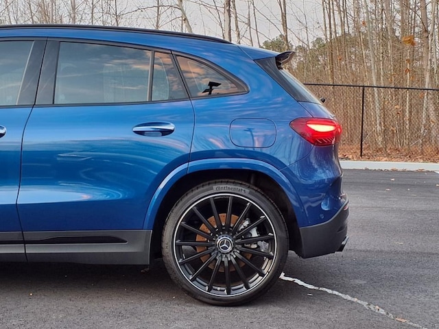 2025 Mercedes-Benz