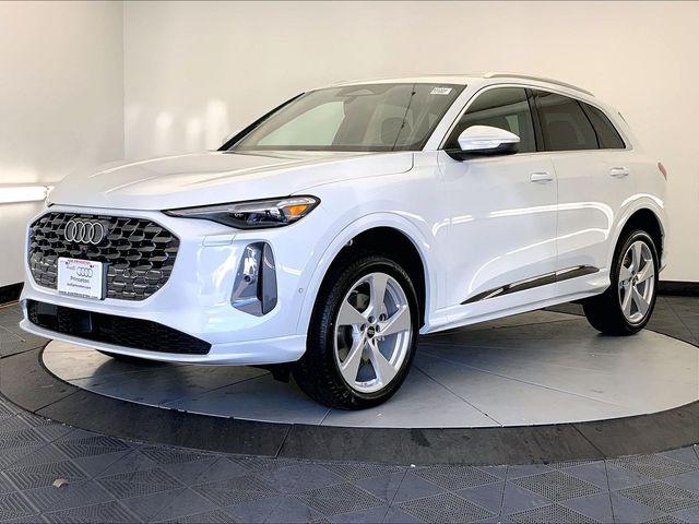 2026 Audi Q5 Premium Plus quattro's photo