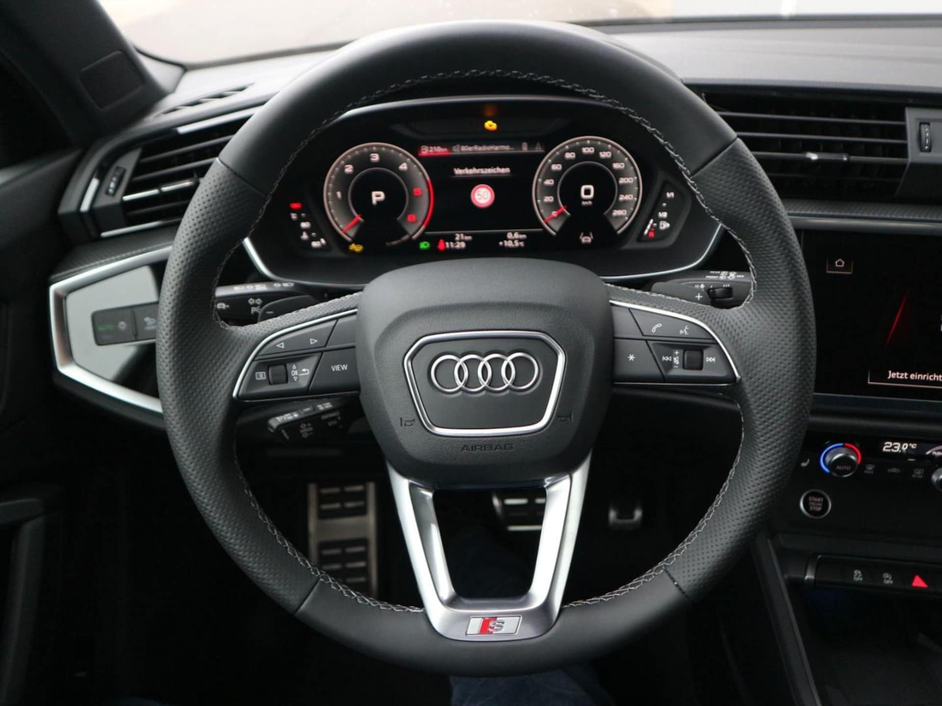 Audi Q3 SUV S line