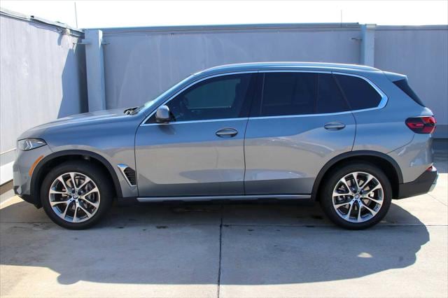 Used 2025 BMW X5 40i with VIN 5UX23EU08S9Y89229 for sale in Sugar Land, TX