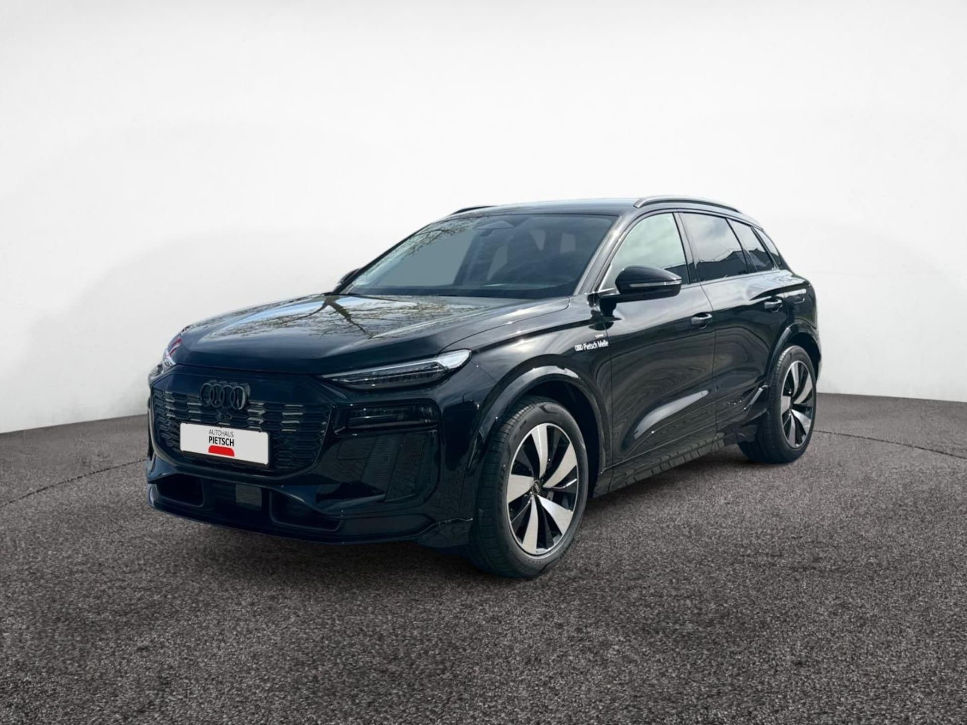 Audi Q6 SUV e-tron