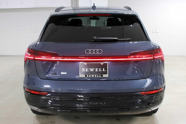 2024 Audi Q8 e-tron