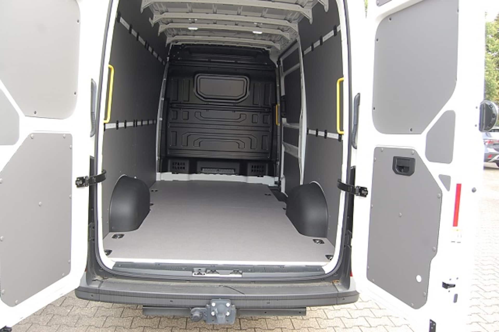 Volkswagen Crafter Kasten mittlerer Radstand