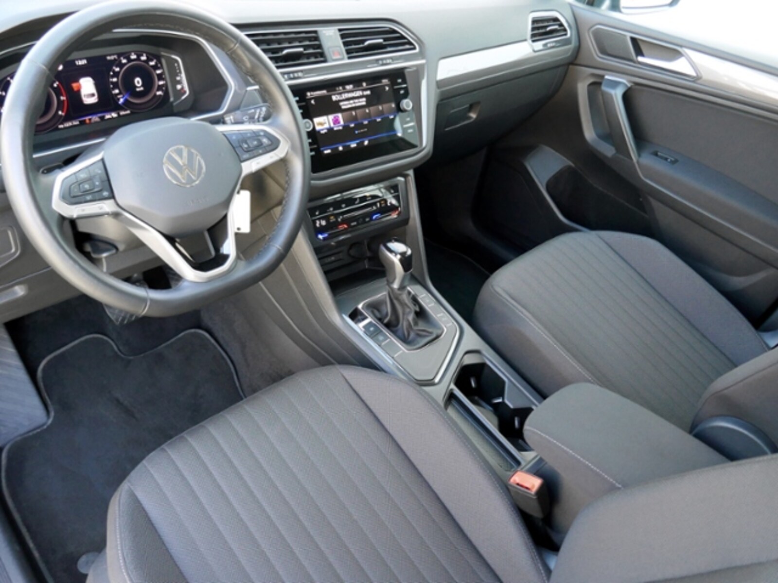 Volkswagen Tiguan Allspace – Bild 8