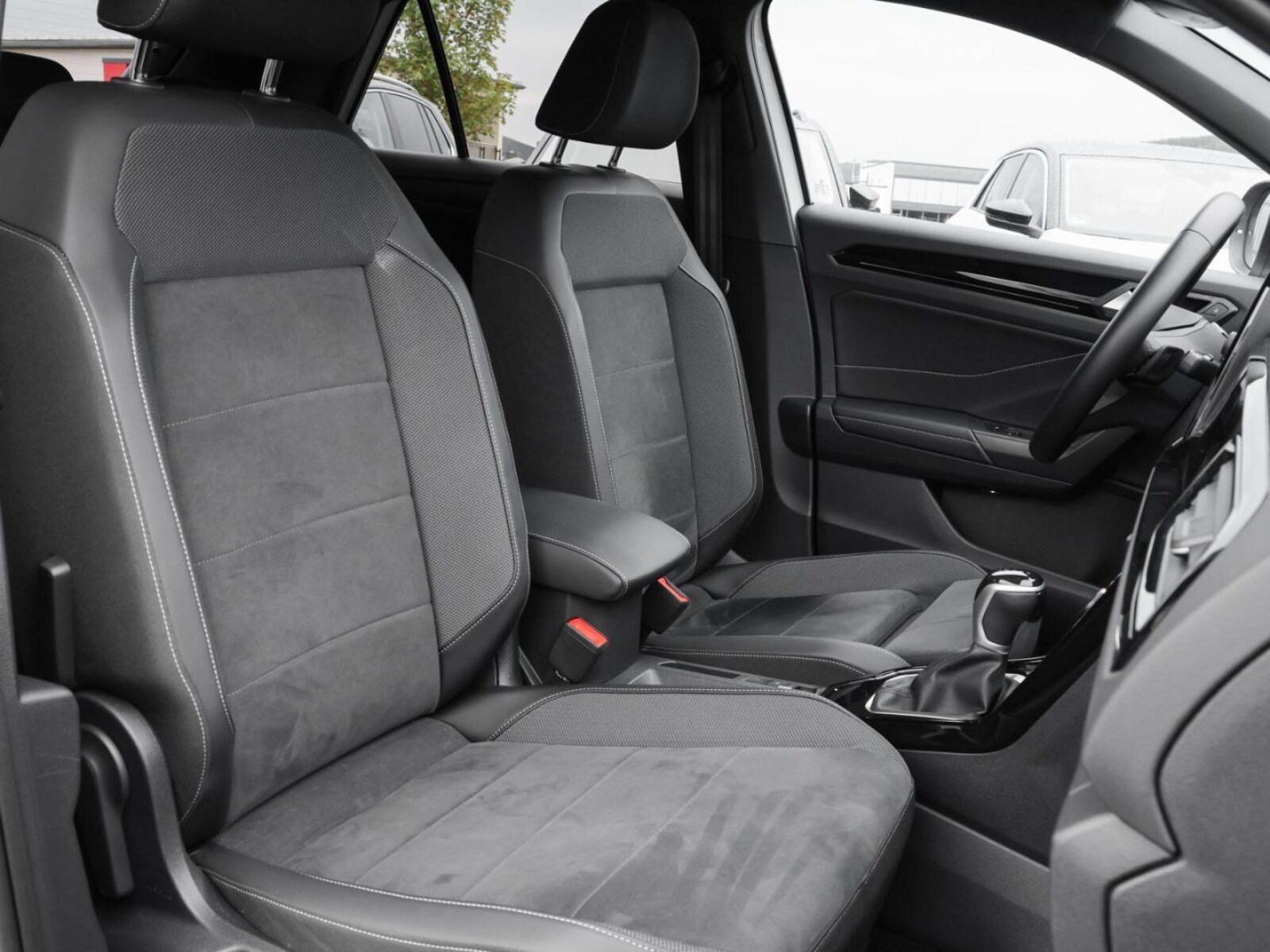 Volkswagen T-Roc – Bild 7