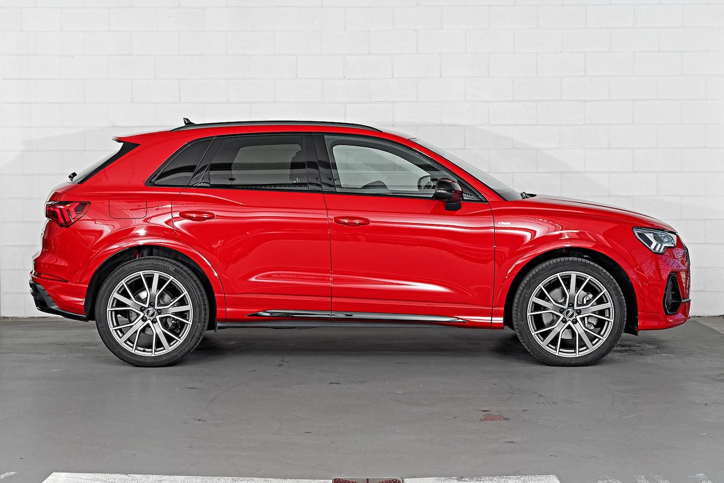 Image about Audi Q3 S line 40 TFSI quattro S tronic