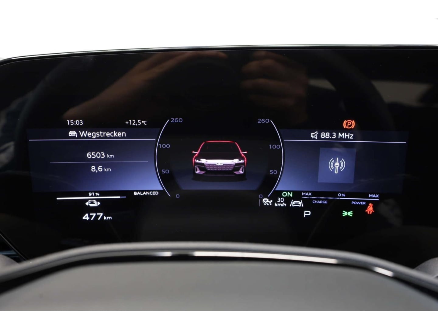 Bild über Audi A6 Avant e-tron e-tron - für weitere Informationen kontaktieren Sie den Audi Partner