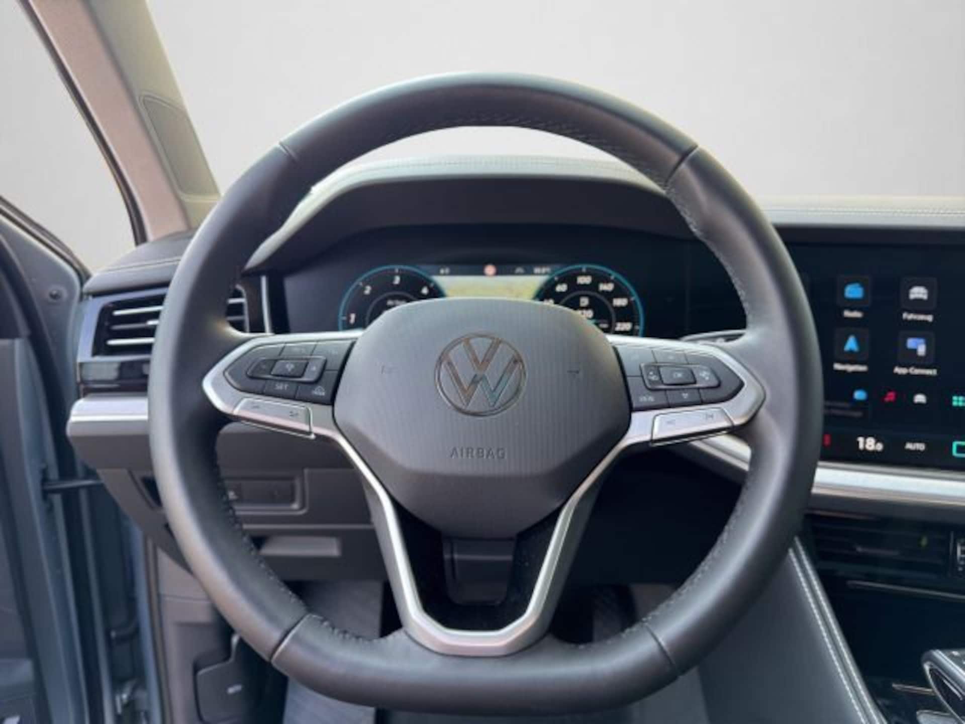 Volkswagen Touareg Basis-Modell