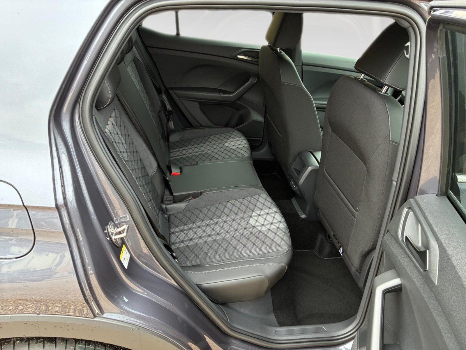 Volkswagen T-Cross – Bild 10