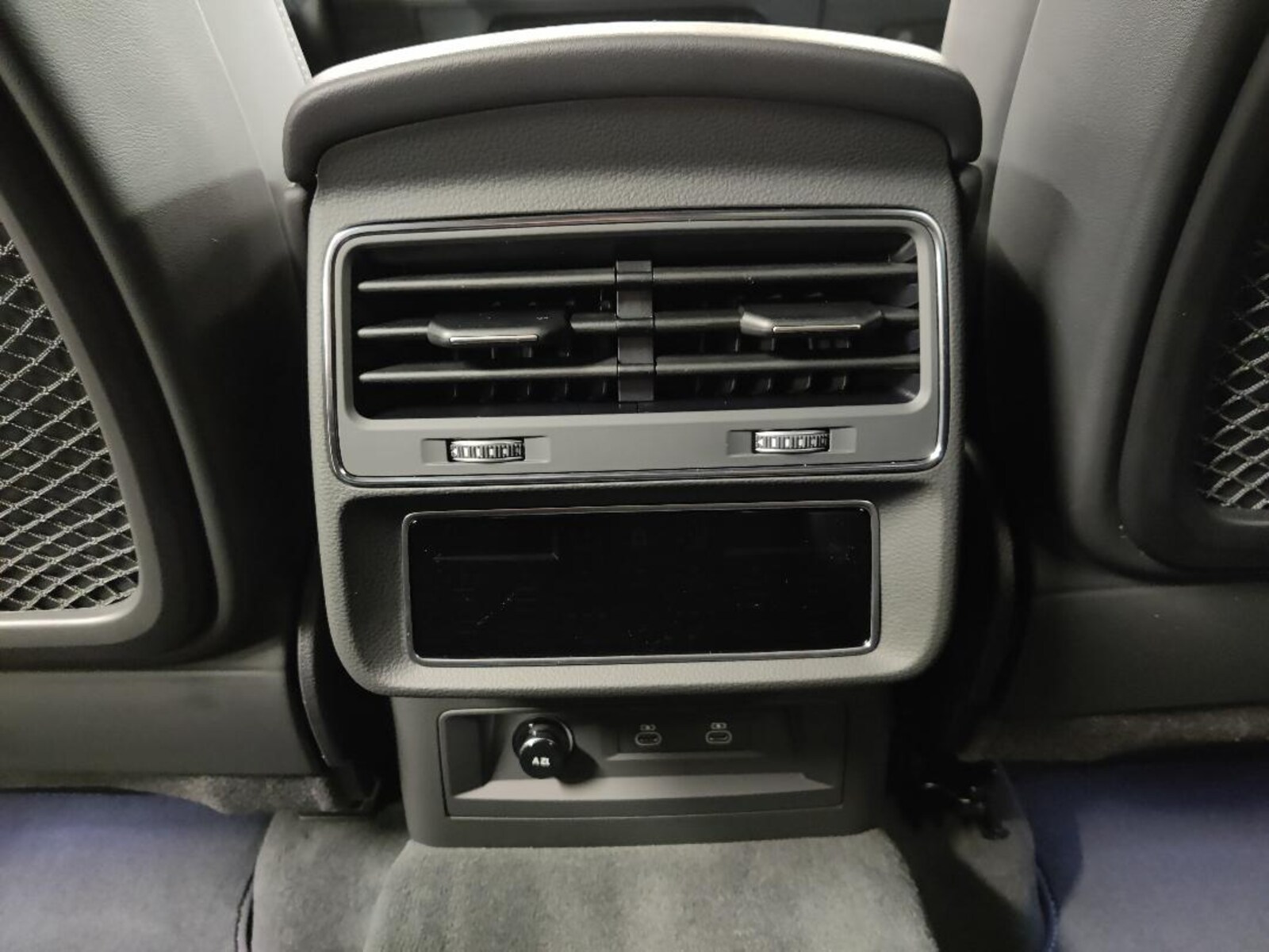 Audi SQ8 – Bild 20