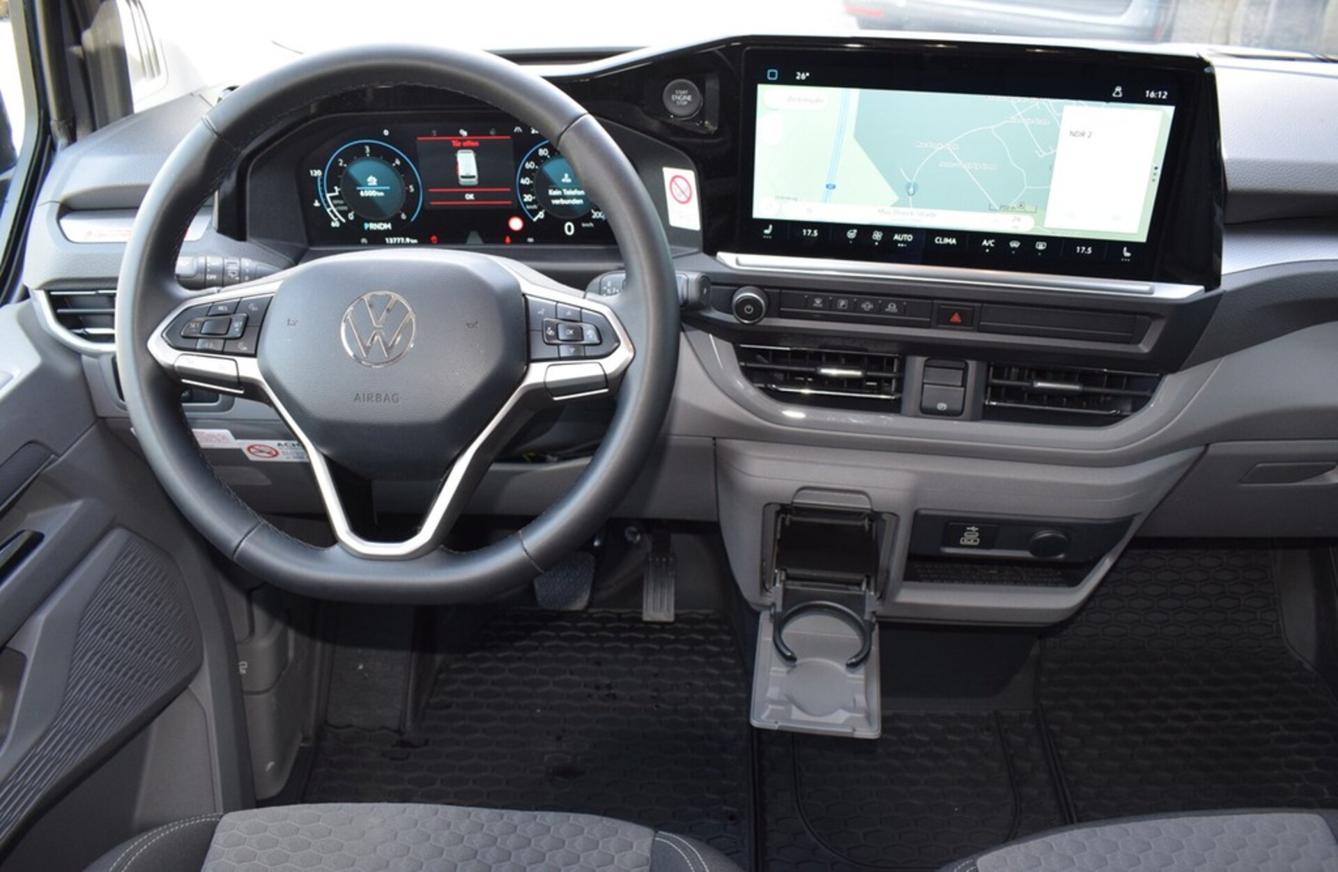 Volkswagen Caravelle langer Radstand Life