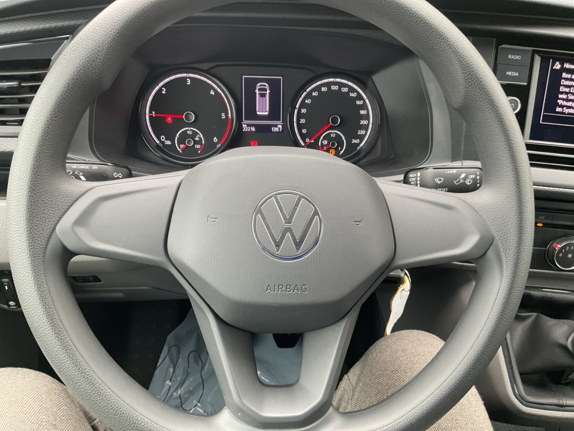 Volkswagen T6.1 Transporter Kasten langer Radstand