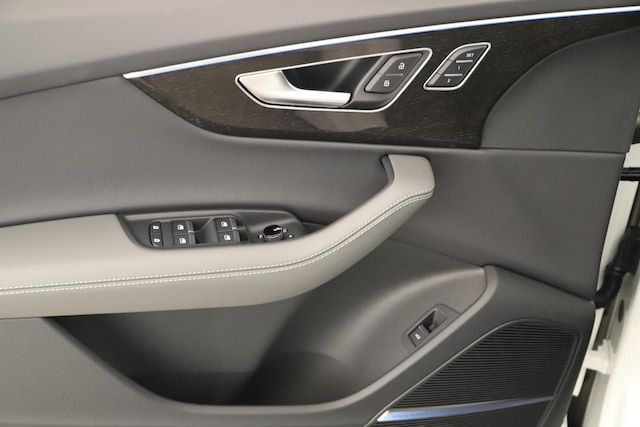 2026 Audi Q7 Premium Plus - Photo 24