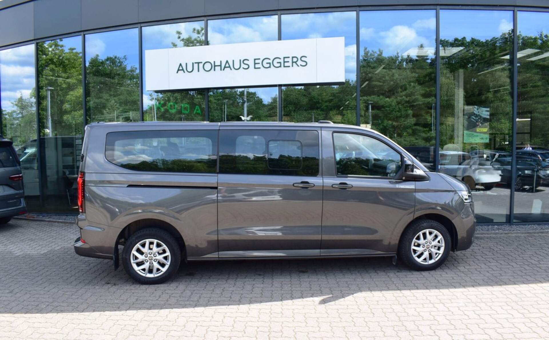Volkswagen Caravelle langer Radstand Life