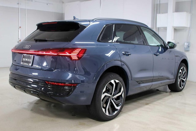 2024 Audi Q8 e-tron