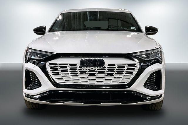 2024 Audi Q8 Sportback e-tron