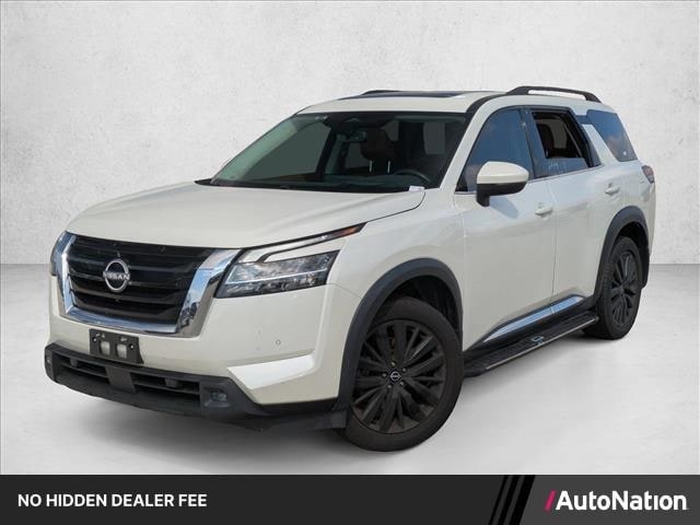 2022 Nissan Pathfinder