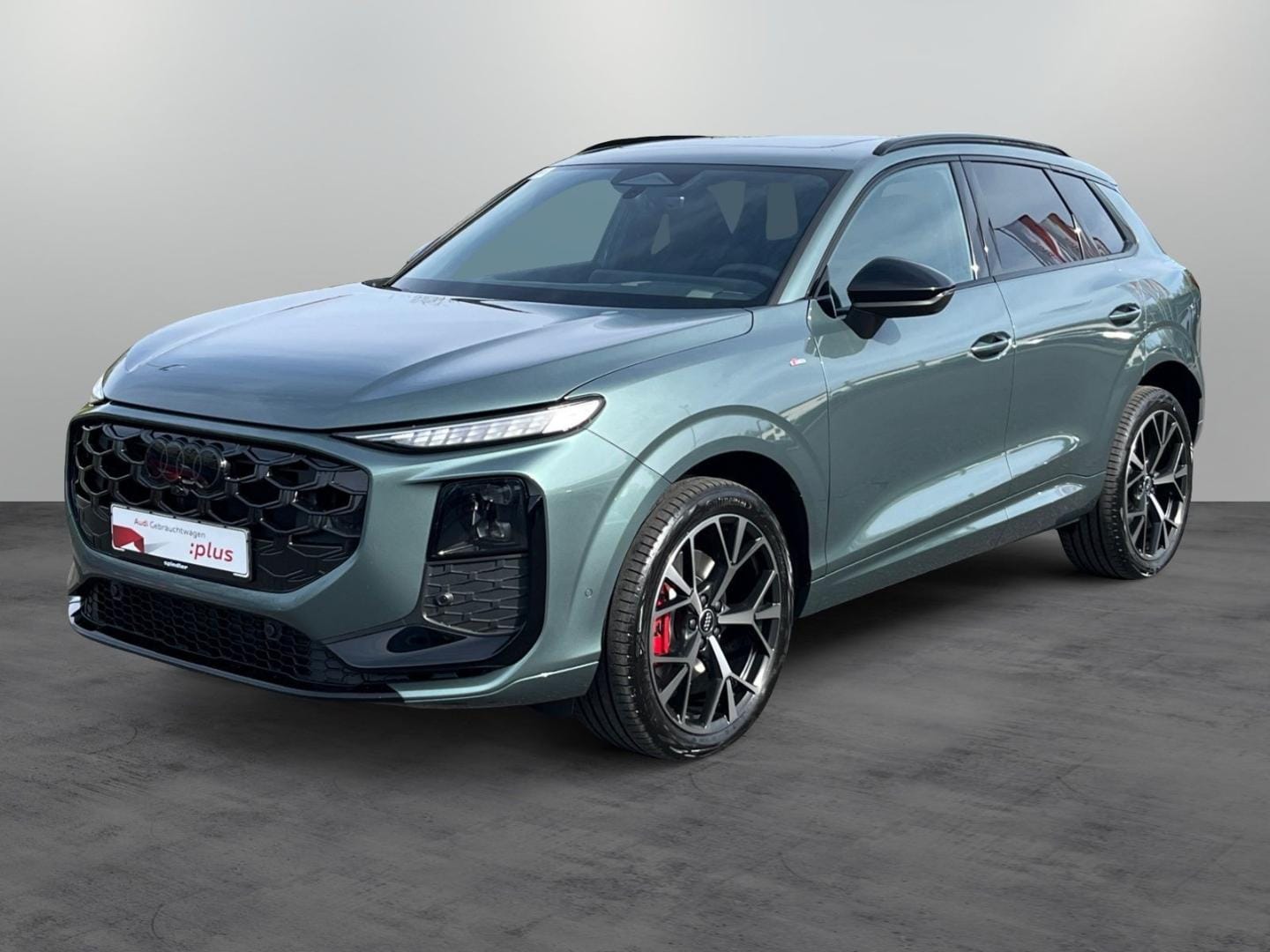 Bild über Audi Q3 SUV TFSI quattro 195 kW S tronic - für weitere Informationen kontaktieren Sie den Audi Partner