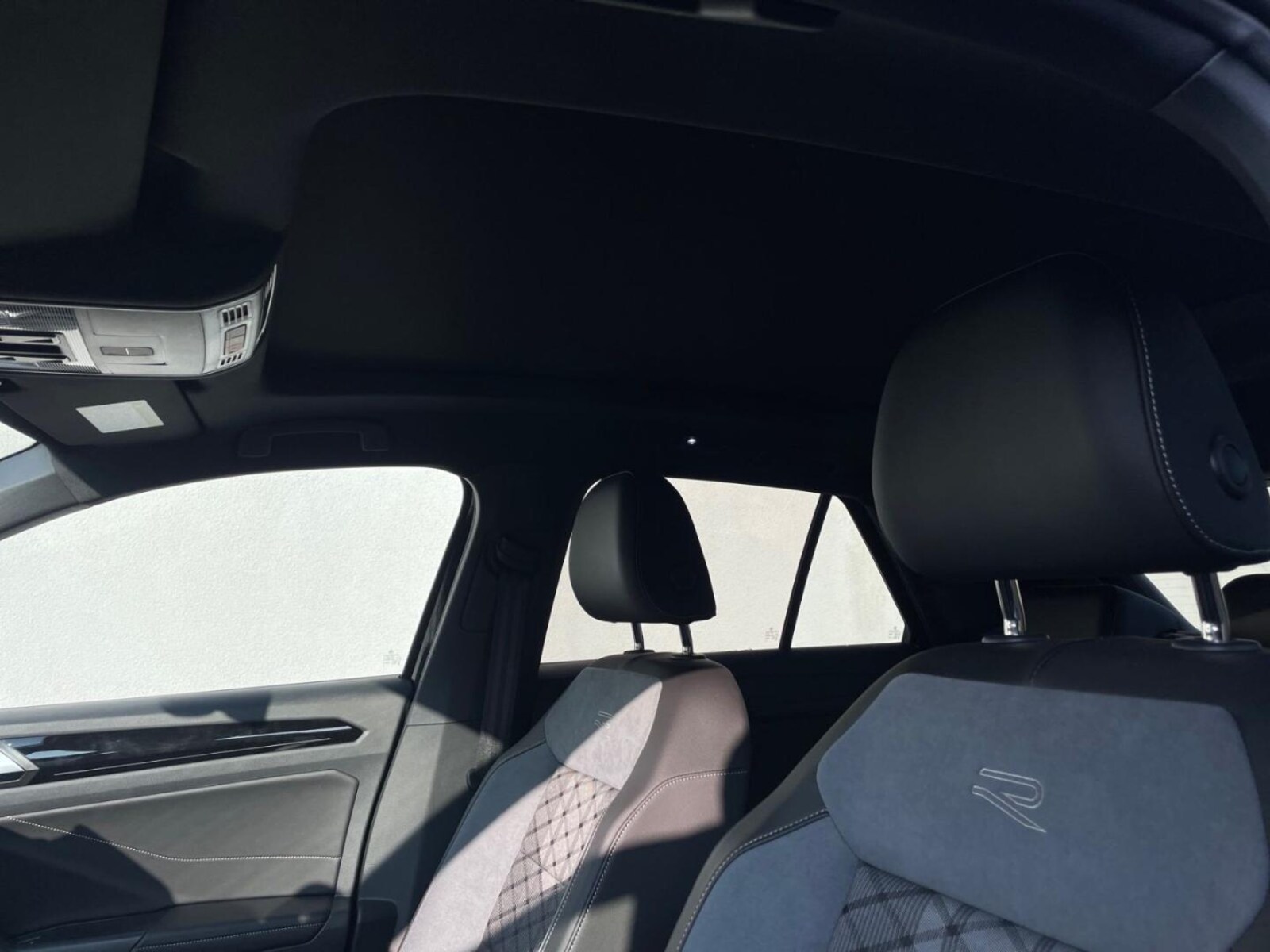Volkswagen T-Roc – Bild 13