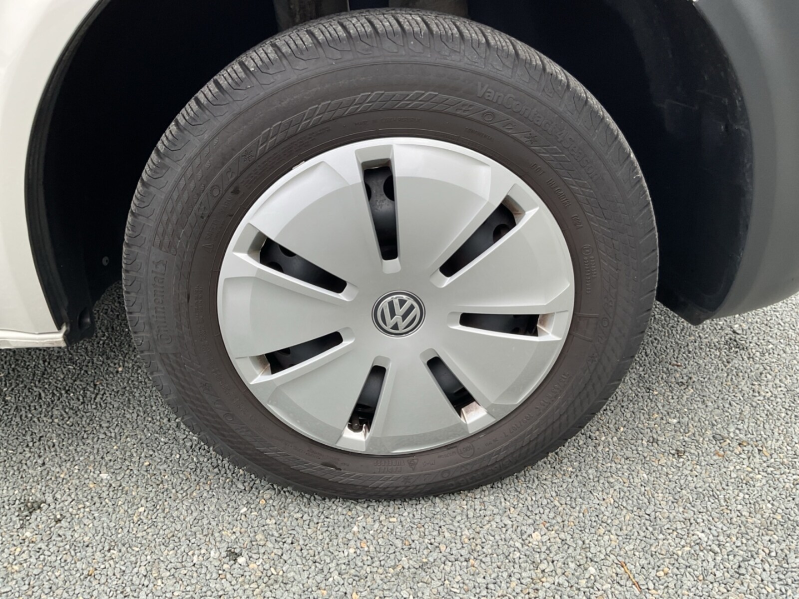 Volkswagen T6.1 Transporter Kasten langer Radstand – Bild 14