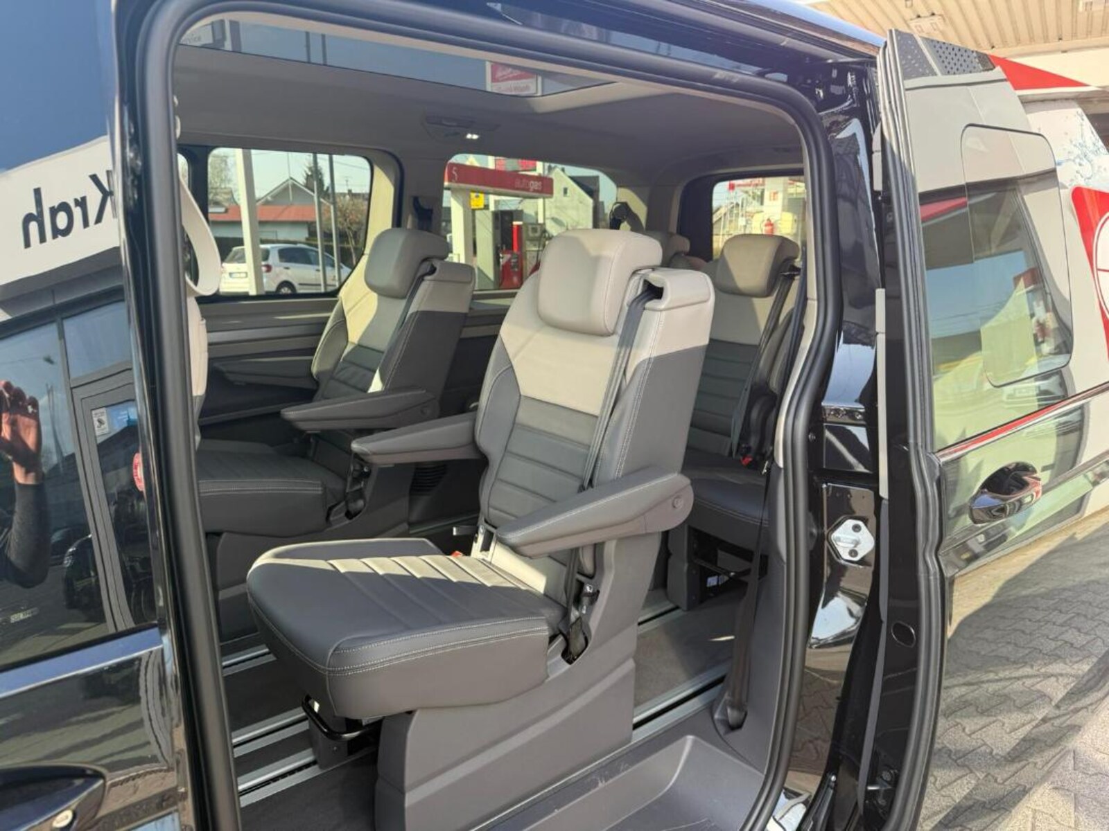 Volkswagen Multivan Langversion – Bild 11