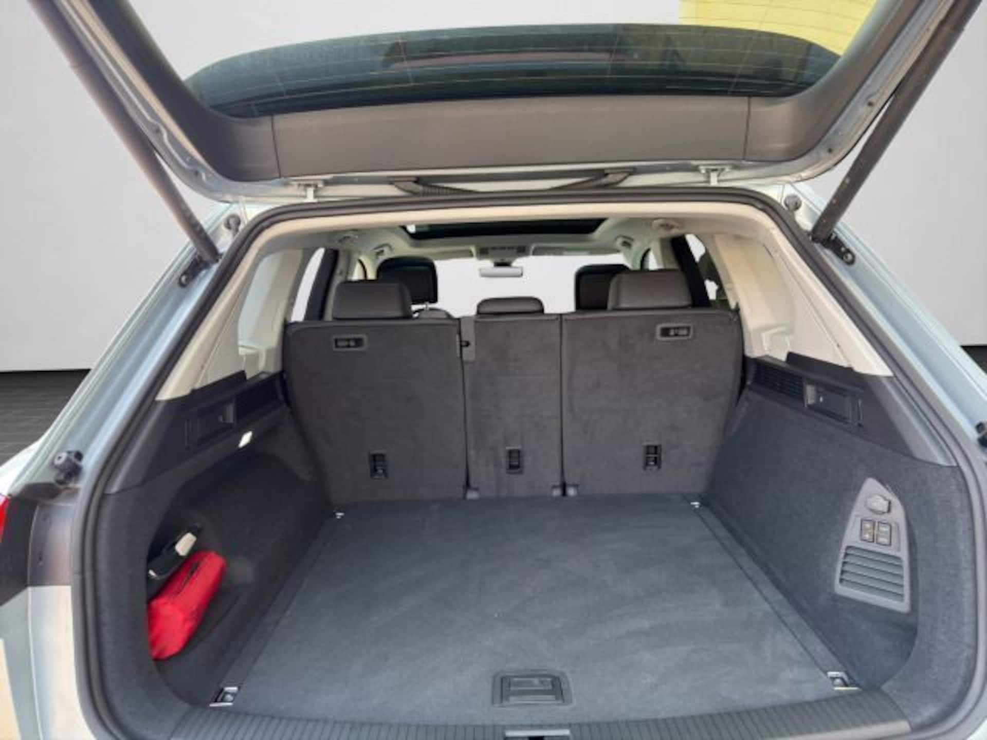 Volkswagen Touareg Basis-Modell