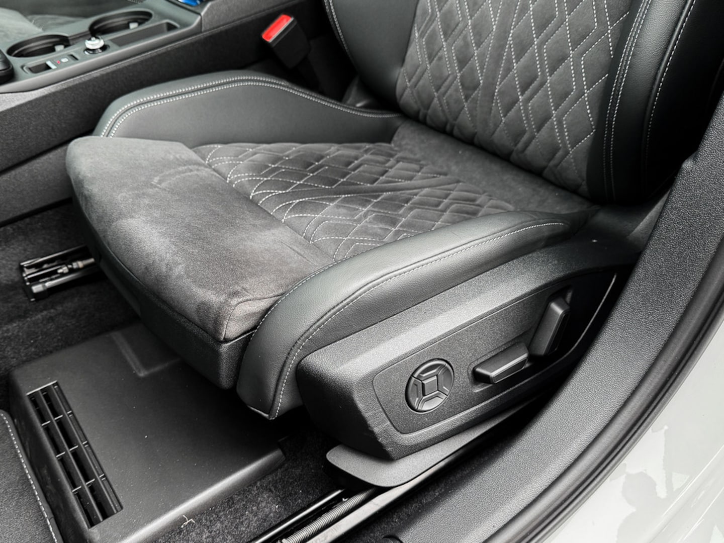 Bild über Audi A3 Sportback TFSI 110 kW S tronic - für weitere Informationen kontaktieren Sie den Audi Partner