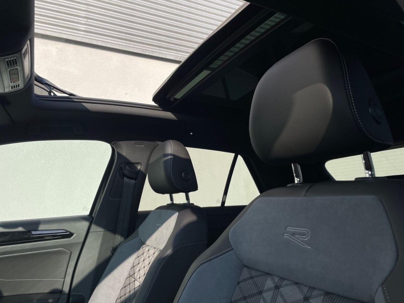 Volkswagen T-Roc – Bild 14