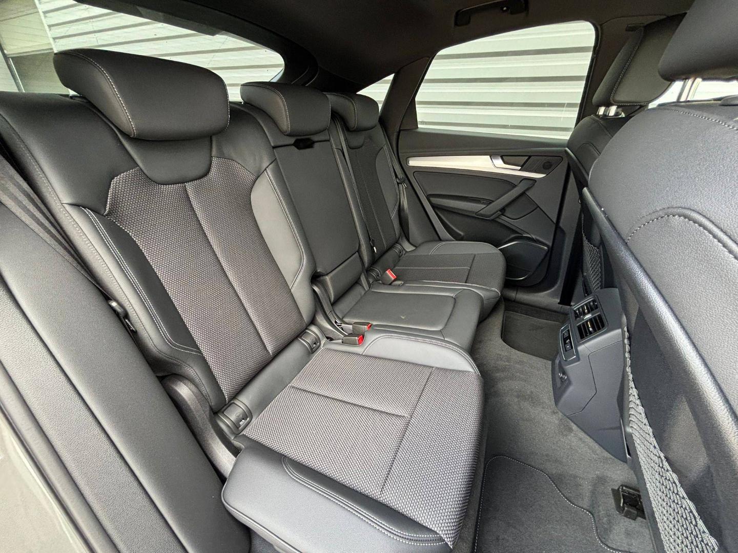 Image about Audi Q5 Sportback TFSI e Black Edition 50 TFSI e Hybride rechargeable quattro220(299)kW(ch)S tronic