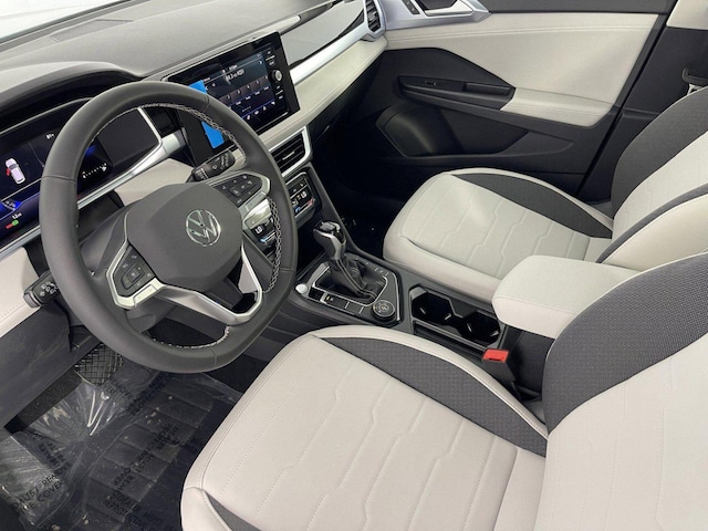 2025 Volkswagen Taos