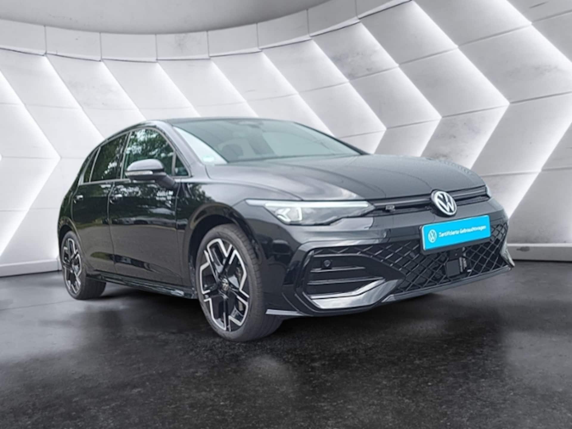 Volkswagen Golf R-Line