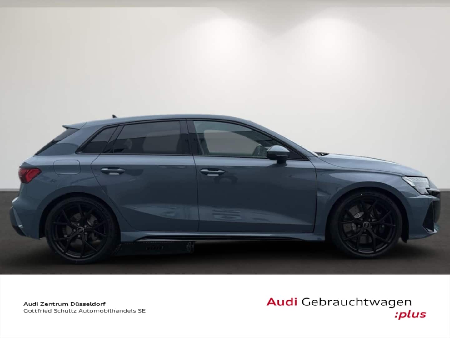 Bild über Audi RS 3 Sportback TFSI quattro 294 kW S tronic - für weitere Informationen kontaktieren Sie den Audi Partner