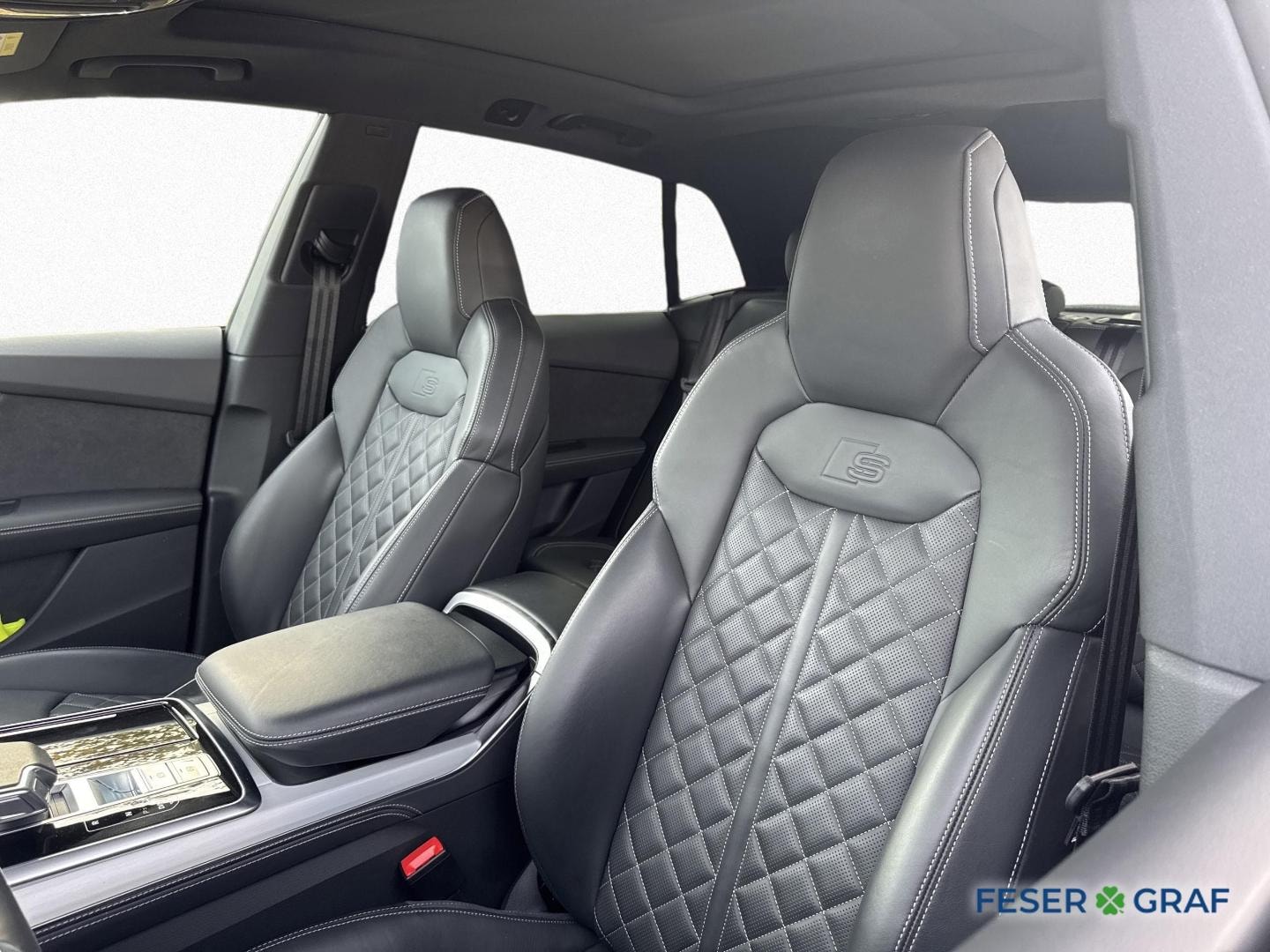 Bild über Audi Q8 SUV 50 TDI quattro tiptronic - für weitere Informationen kontaktieren Sie den Audi Partner