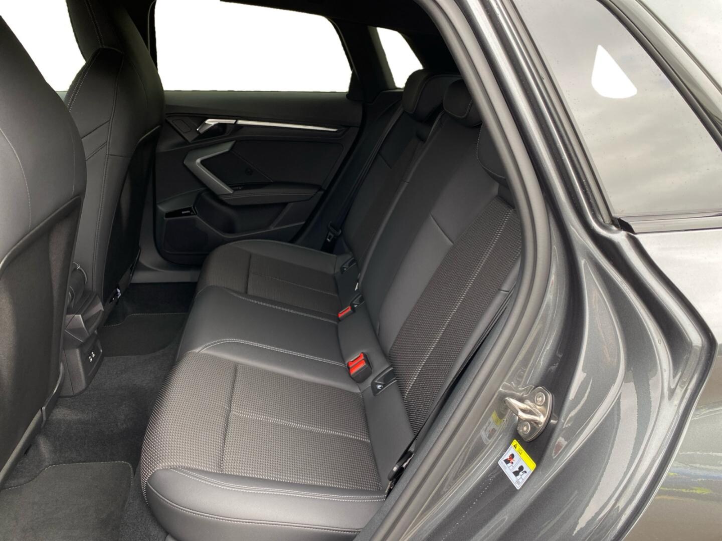 Bild über Audi A3 Sportback TDI S tronic - für weitere Informationen kontaktieren Sie den Audi Partner