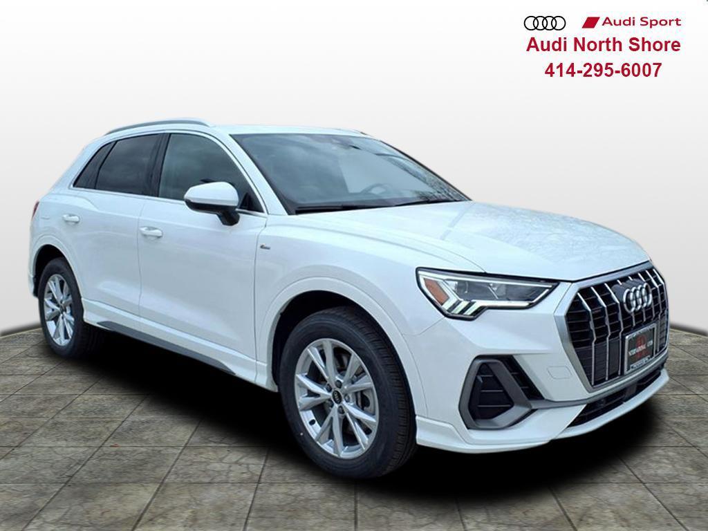2023 Audi Q3 45 TFSI S Line Premium quattro's photo